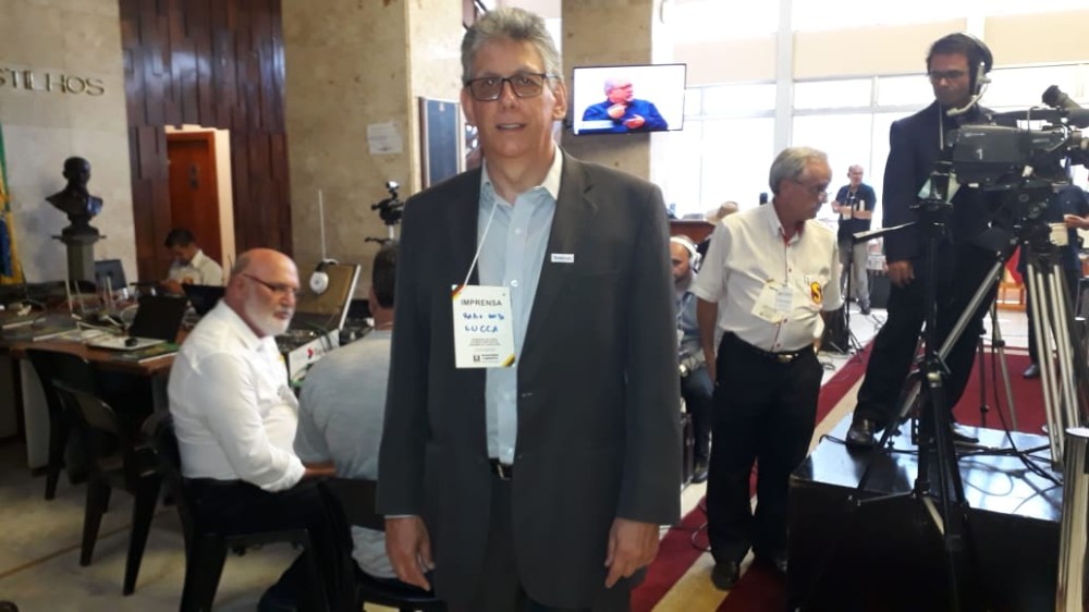 VICE-PRESIDENTE DO SINDIRÁDIO PRESTIGIA POSSE DE DEPUTADOS ESTADUAIS