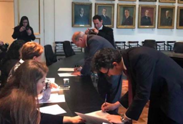 MCTIC REALIZA CERIMÔNIA DE ASSINATURA PARA MIGRANTES NO PARANÁ