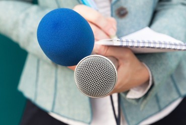 AIR firma acordo que garante acesso a conteúdo jornalístico produzido pela RFI 