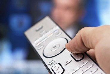 Vedações na programação de rádio e TV começaram nesta terça-feira 