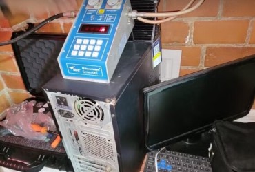 Operação da Polícia Federal fecha três rádios sem autorização para operação em Angra dos Reis (RJ)