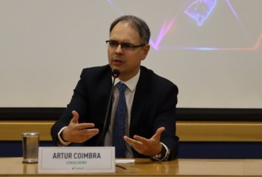 Anatel e prestadoras de telecomunicações de pequeno porte discutem impacto da reforma tributária no setor