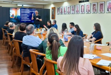  Emissoras de 12 cidades participam de curso do SindiRádio sobre contratação de radialistas