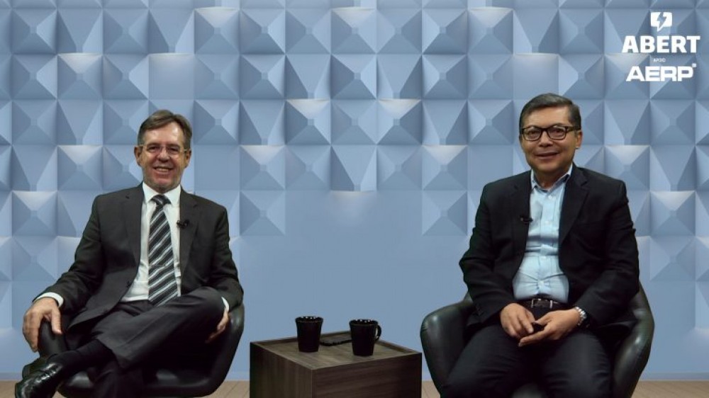 “Vendedor 4.0 tem que estar 24 horas conectado com o cliente”