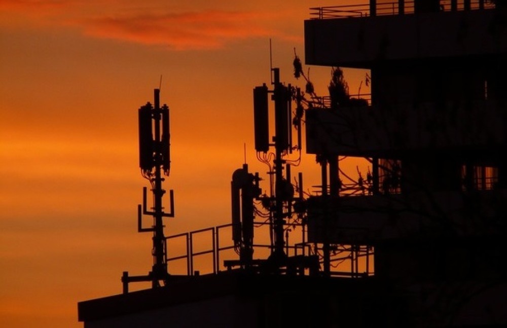 Ministério multa rádios comunitárias por irregularidades