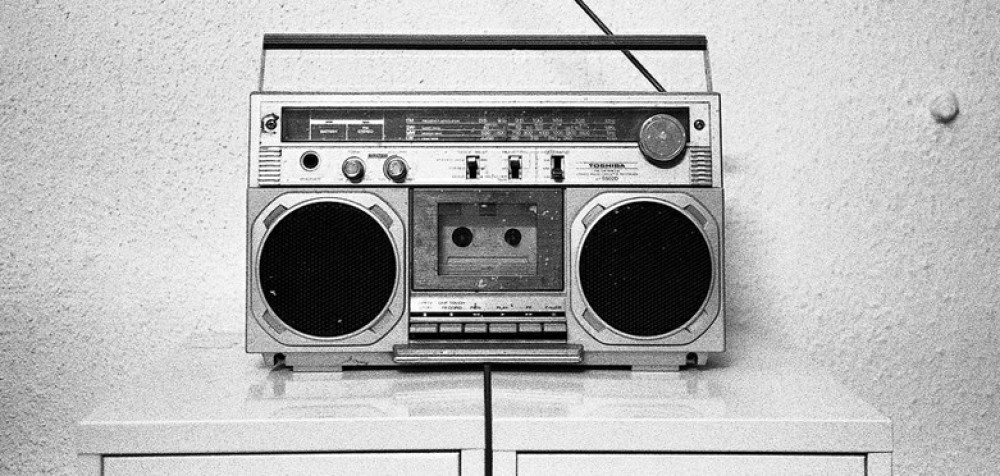 MERCADO DE MÍDIA CRESCE E RÁDIO ESTÁ ENTRE OS RESPONSÁVEIS PELA ALTA