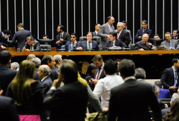 CONGRESSO APROVA NOVA COMPOSIÇÃO DO CONSELHO DE COMUNICAÇÃO SOCIAL