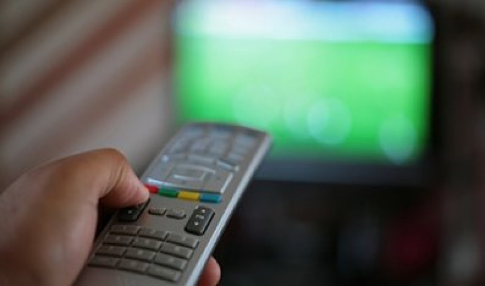 FAMÍLIAS JÁ PODEM AGENDAR RETIRADA DE KITS DE CONVERSÃO DIGITAL NO RIO DE JANEIRO