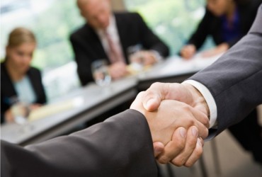 SINDIRÁDIO E SINDICATO DOS RADIALISTAS RS DEFINEM CONVENÇÃO COLETIVA DE TRABALHO