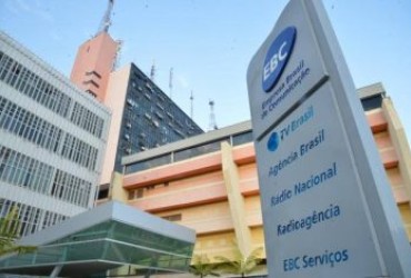TEMER SANCIONA COM VETOS LEI QUE ALTERA ESTRUTURA DA EBC