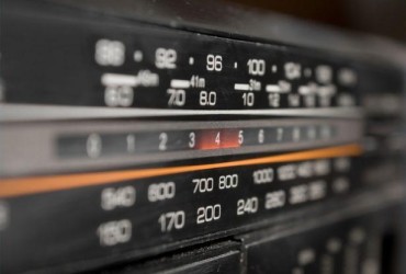 PANORAMA: RÁDIO SEGUE COMO A MÍDIA DE MAIOR ALCANCE ENTRE OS “MILLENNIALS” NOS ESTADOS UNIDOS