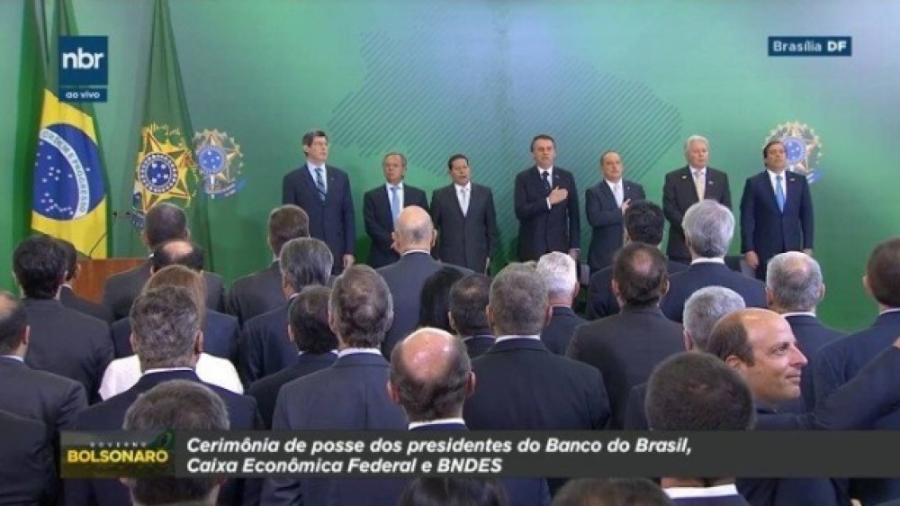 GOVERNO PROÍBE PERSONALIZAÇÃO NA DIVULGAÇÃO DE ATOS PÚBLICOS