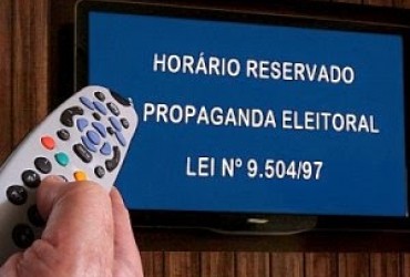 COMISSÃO DA CÂMARA APROVA REDUÇÃO DO TEMPO DE PROPAGANDA ELEITORAL