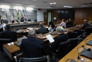 CONSELHO DE COMUNICAÇÃO DO CONGRESSO NACIONAL PEDE REJEIÇÃO DE PROJETOS SOBRE RÁDIOS COMUNITÁRIAS