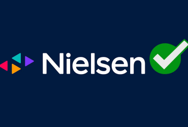 Estudo da Nielsen aponta que equilíbrio entre canais tradicionais e digitais maximiza resultados publicitários