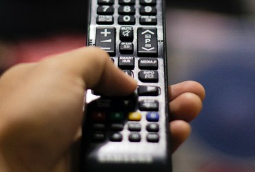 MCom republica portaria de desligamento da TV analógica