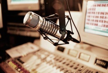 MCom realiza sessão pública de licitação para concessão de transmissões de rádio e TV para 5 estados