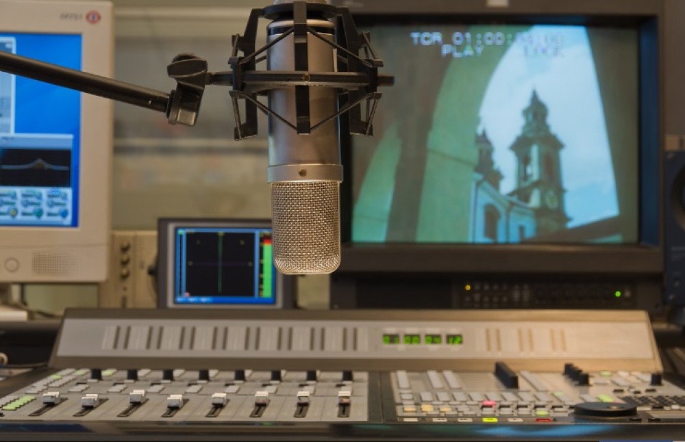 MINISTÉRIO ORIENTA RADIODIFUSORES QUE TÊM PROCESSO DE TRANSFERÊNCIA INDIRETA DE OUTORGA