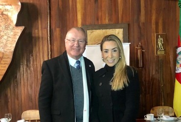 Relatório Social AGERT: Presidente do SindiRádio prestigia evento de apresentação de resultados