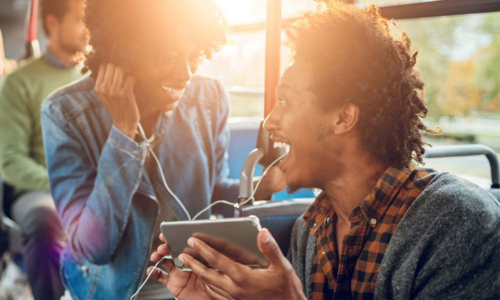 Rádio, vivo e atual 