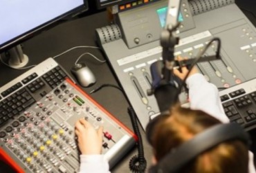 Edison Research faz um balanço das principais descobertas sobre rádio e áudio em 2023